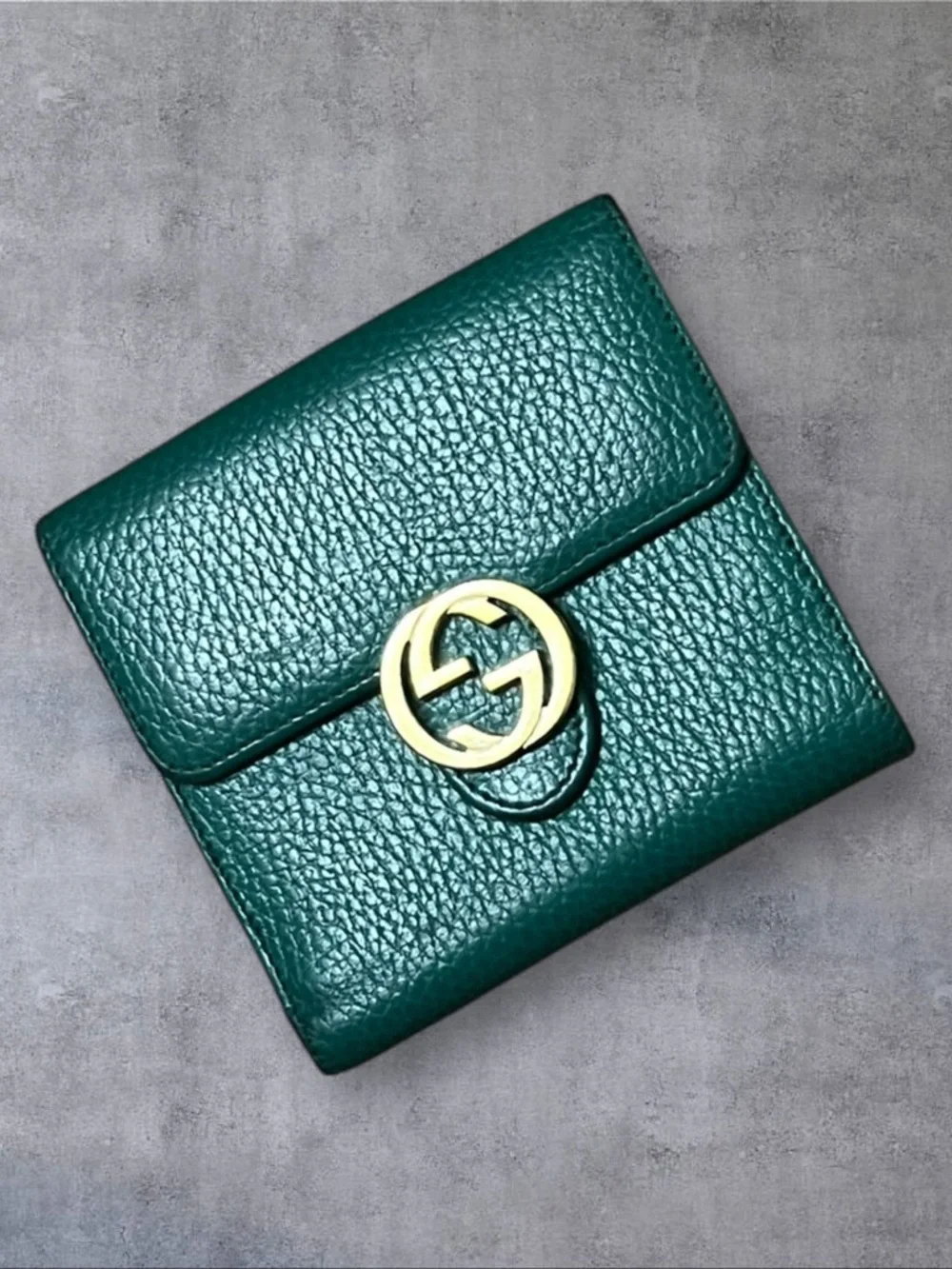 Green Gucci Wallet - Picture 1 of 7